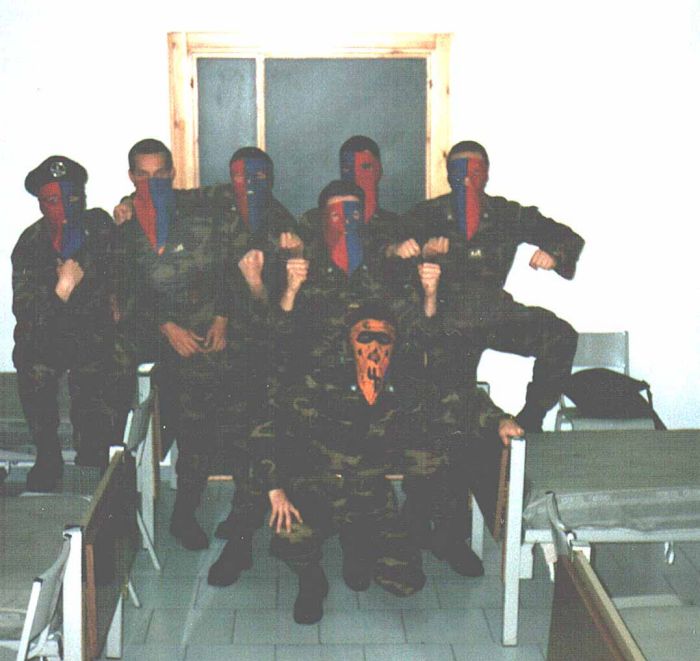 Prendimi La Mano E Raccontami Che Niente è Impossibile Testo