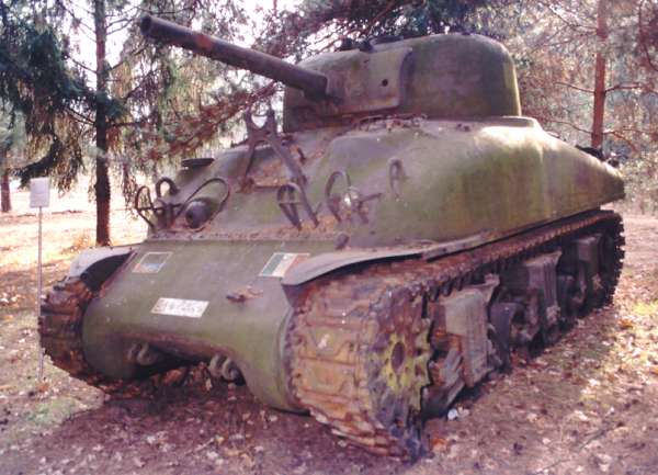 15_m4a1_bell.jpg (42674 byte)