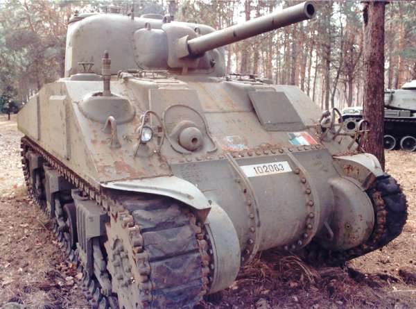 15_m4a4_bell.jpg (44756 byte)