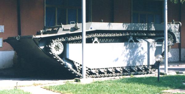 3_lvt4_cecchignola.jpg (34604 byte)