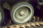 a051.jpg (48348 byte)